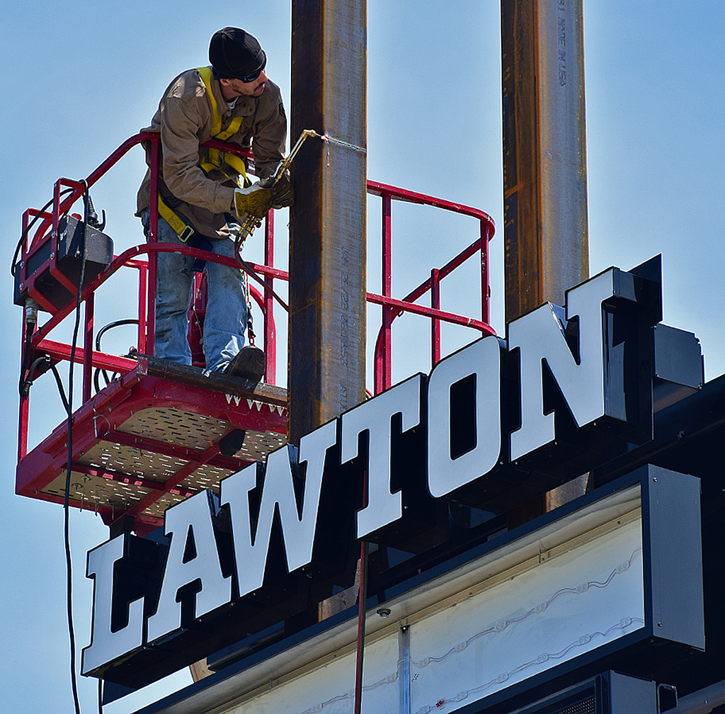 Lawton High School Sign