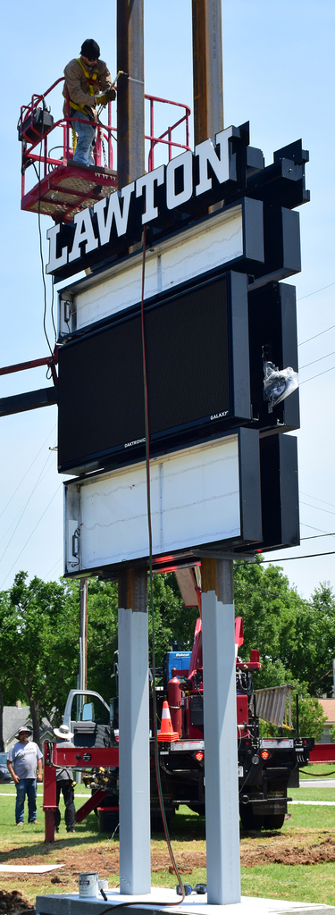 Lawton High School Sign